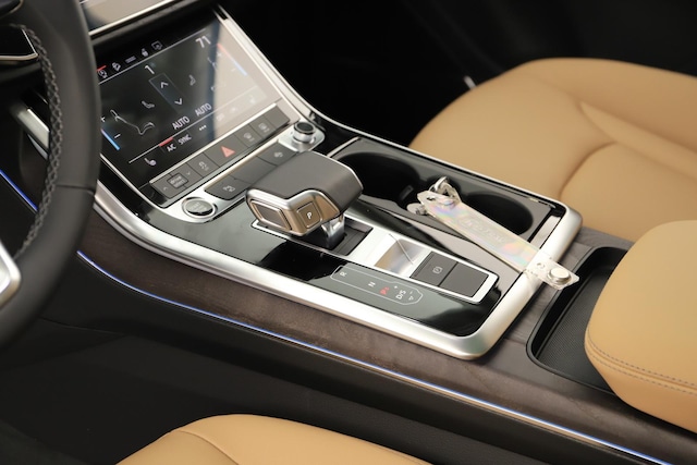 2026 Audi Q7 Premium Plus - Photo 17