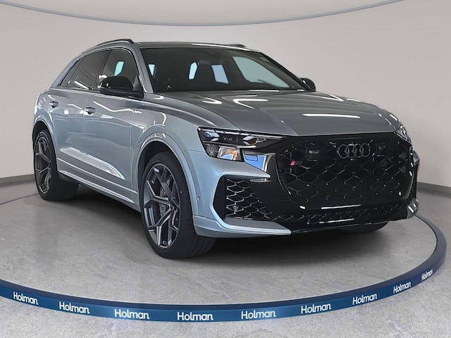 2026 Audi RS Q8 SUV performance
