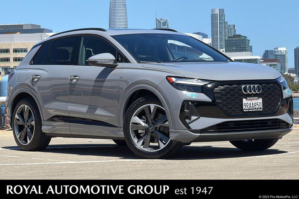 2024 Audi Q4 e-tron 55 Premium quattro's photo