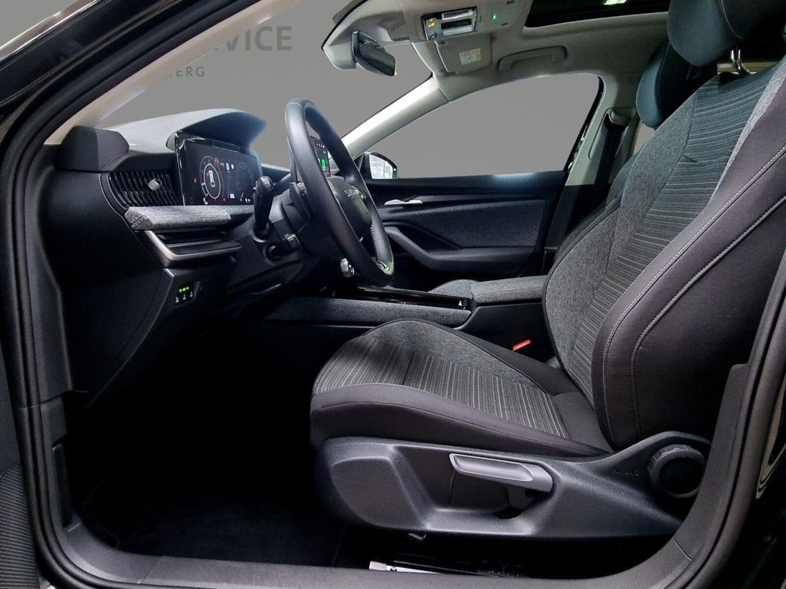 Škoda Superb Combi – Bild 6
