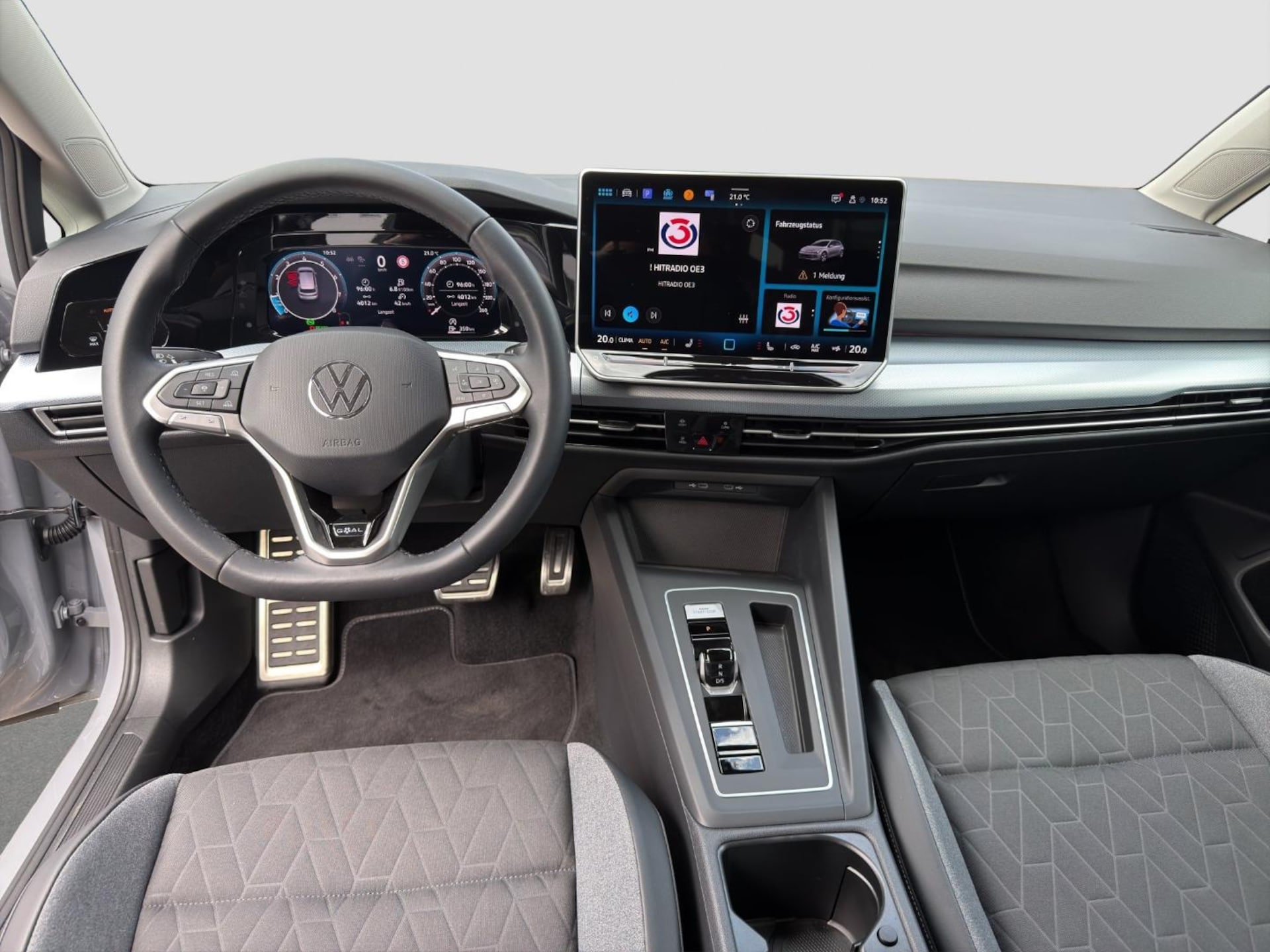 Volkswagen Golf Life