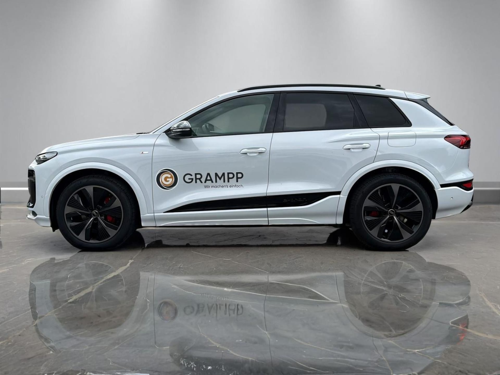 Audi Q6 SUV e-tron