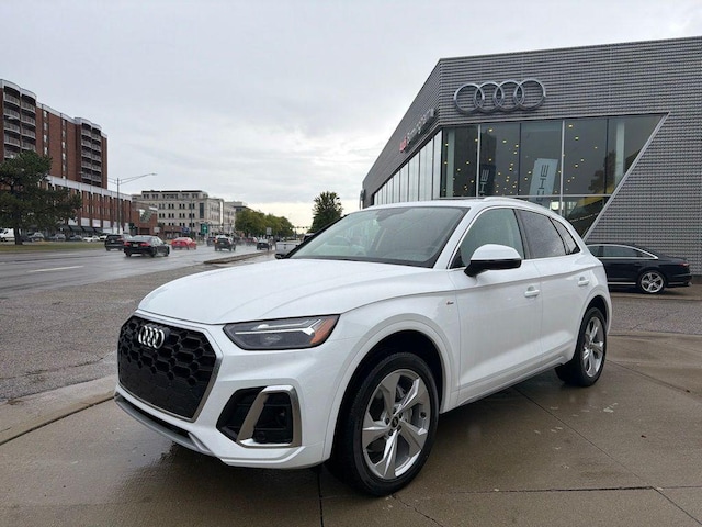 Photo of 2024 Audi Q5