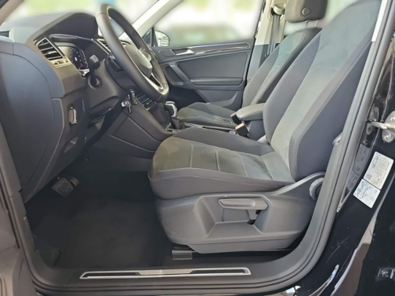 Volkswagen Tiguan – Bild 9