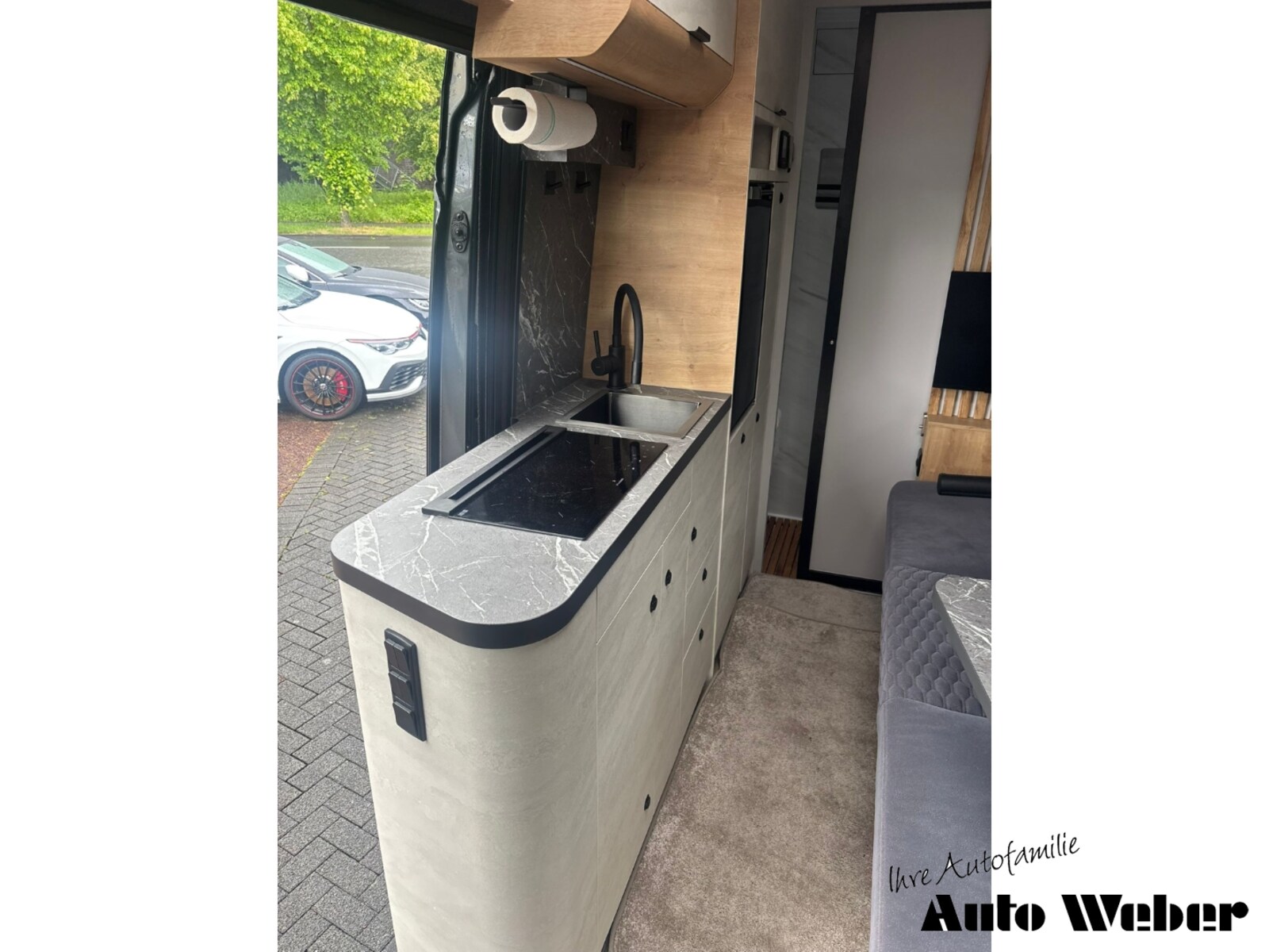 Volkswagen Crafter Kasten mittlerer Radstand – Bild 10