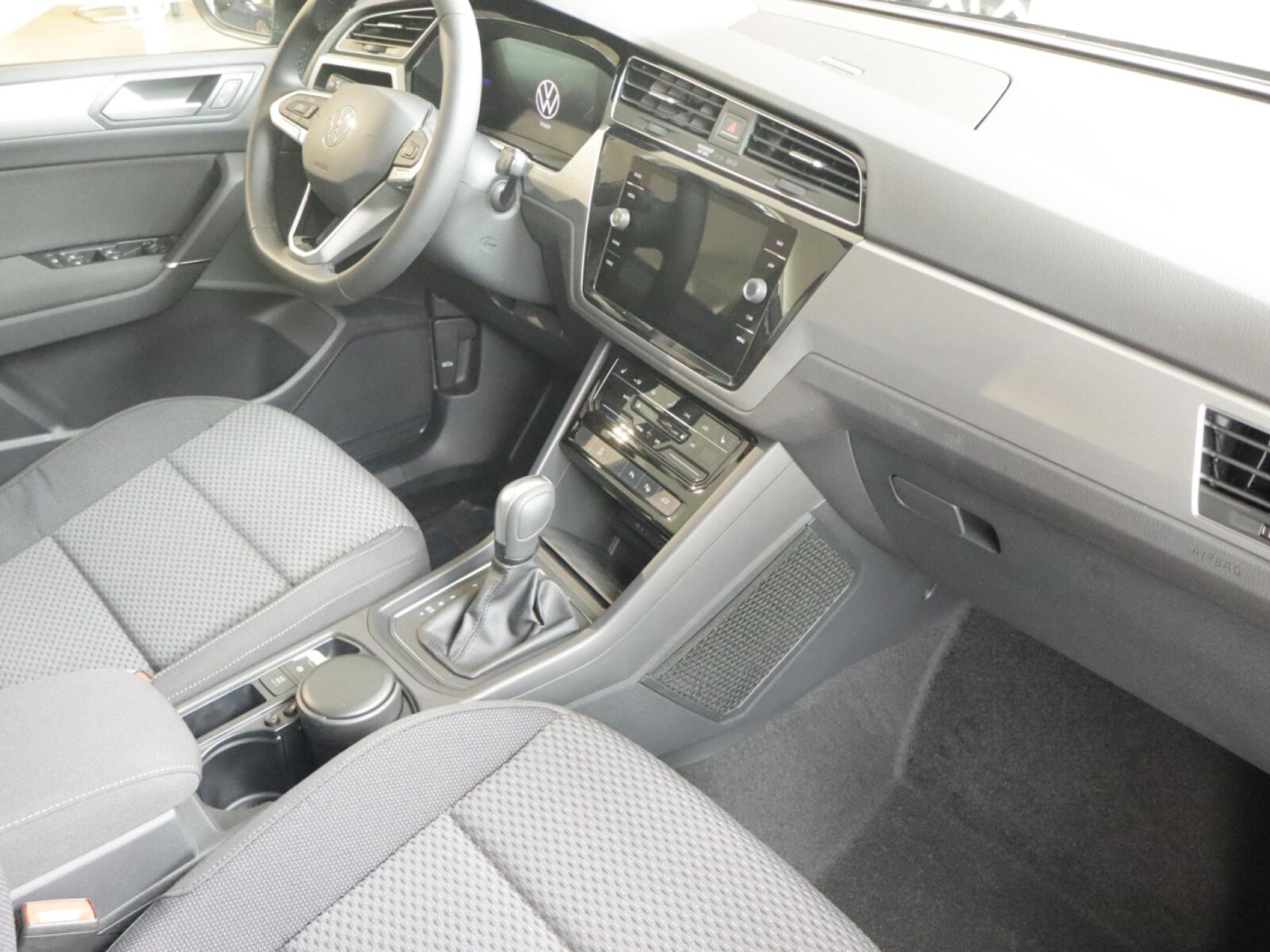 Volkswagen Touran – Bild 11