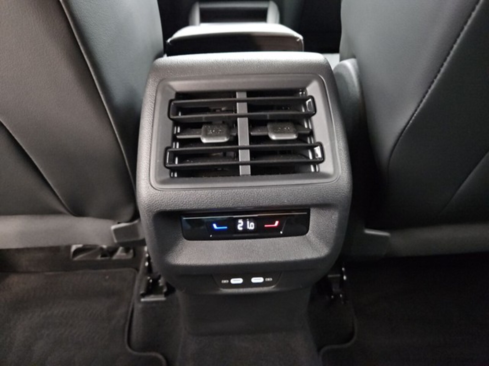 Volkswagen Tiguan – Bild 12