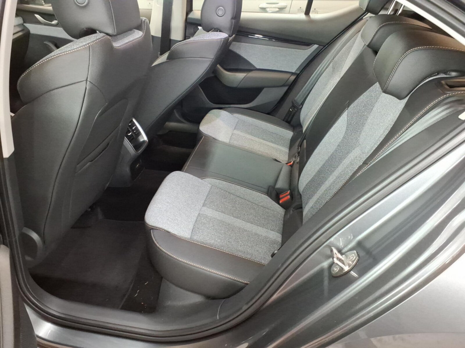 Škoda Octavia – Bild 7