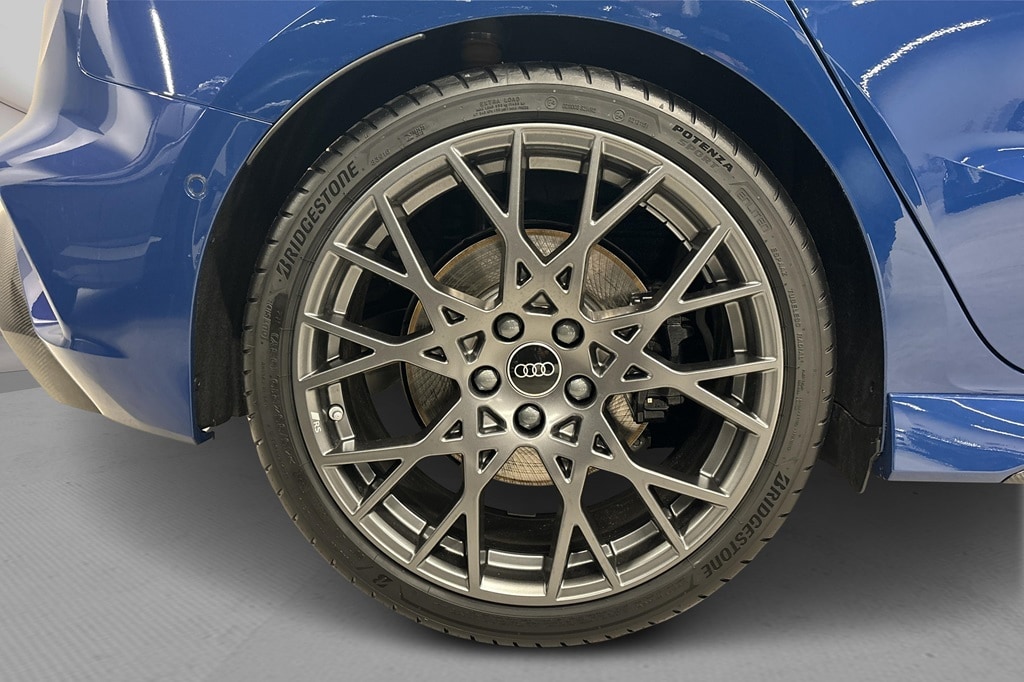 Bild som visar Audi RS 3 Sportback RS 3 Sportback 400 hk S tronic - för mer information kontakta din Audi Partner