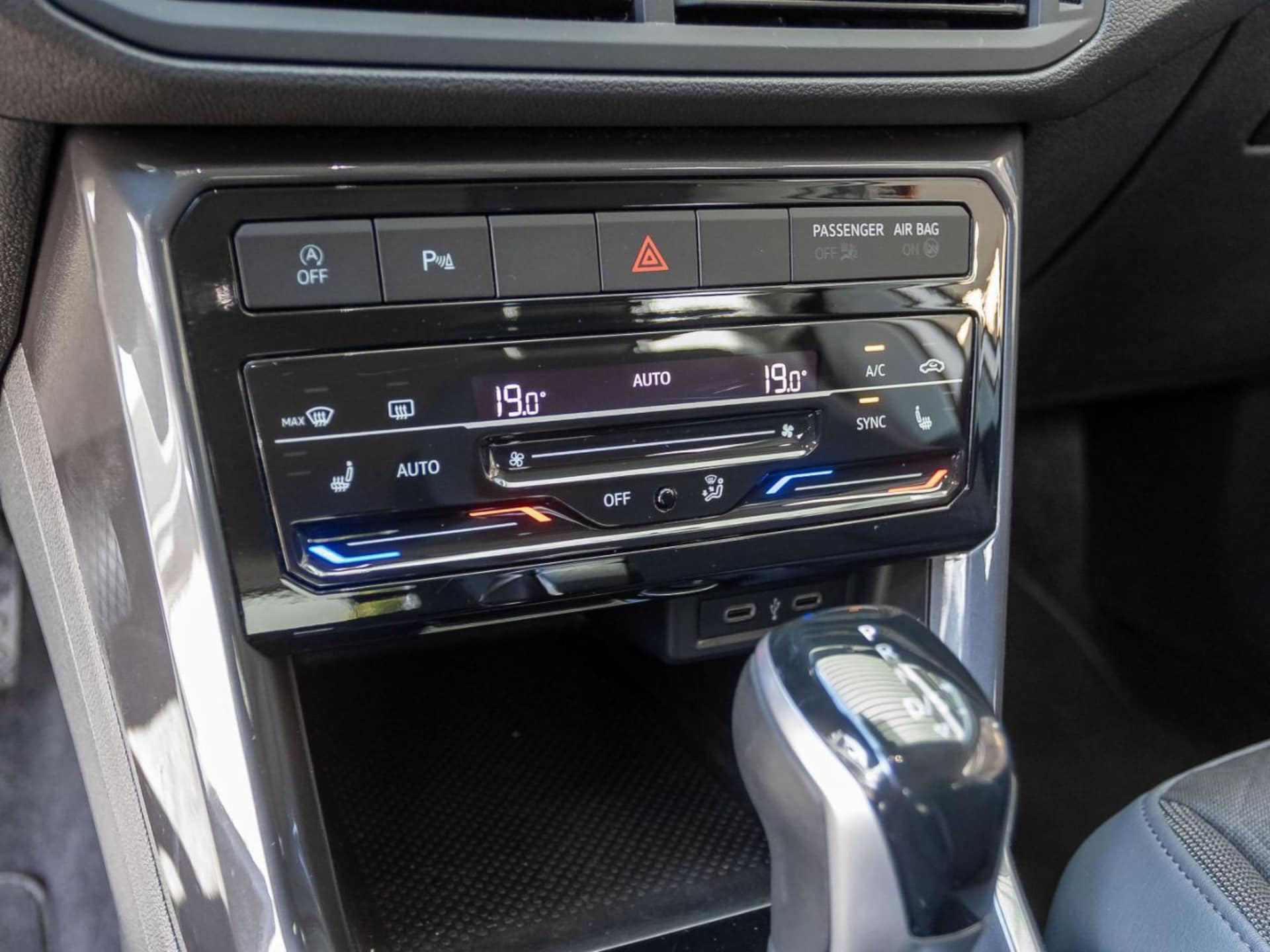 Volkswagen T-Cross Style