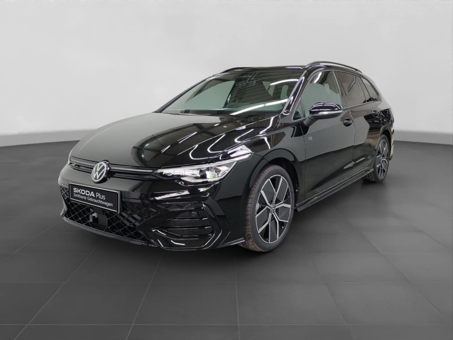 Volkswagen Golf Variant R-Line