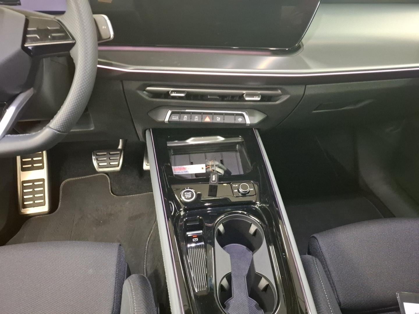 Bild über Audi Q3 SUV TFSI 110 kW S tronic - für weitere Informationen kontaktieren Sie den Audi Partner