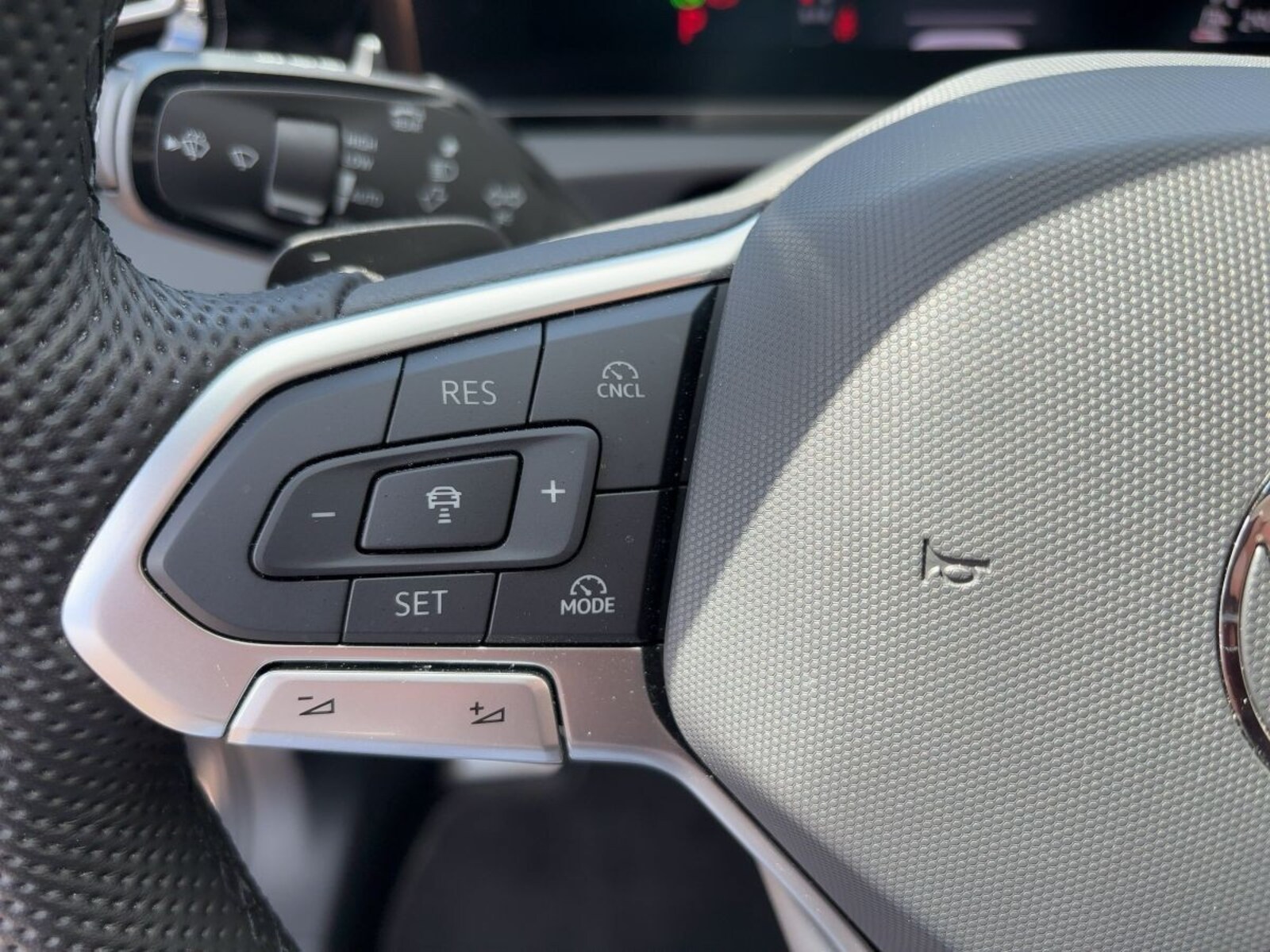 Volkswagen Tiguan – Bild 16