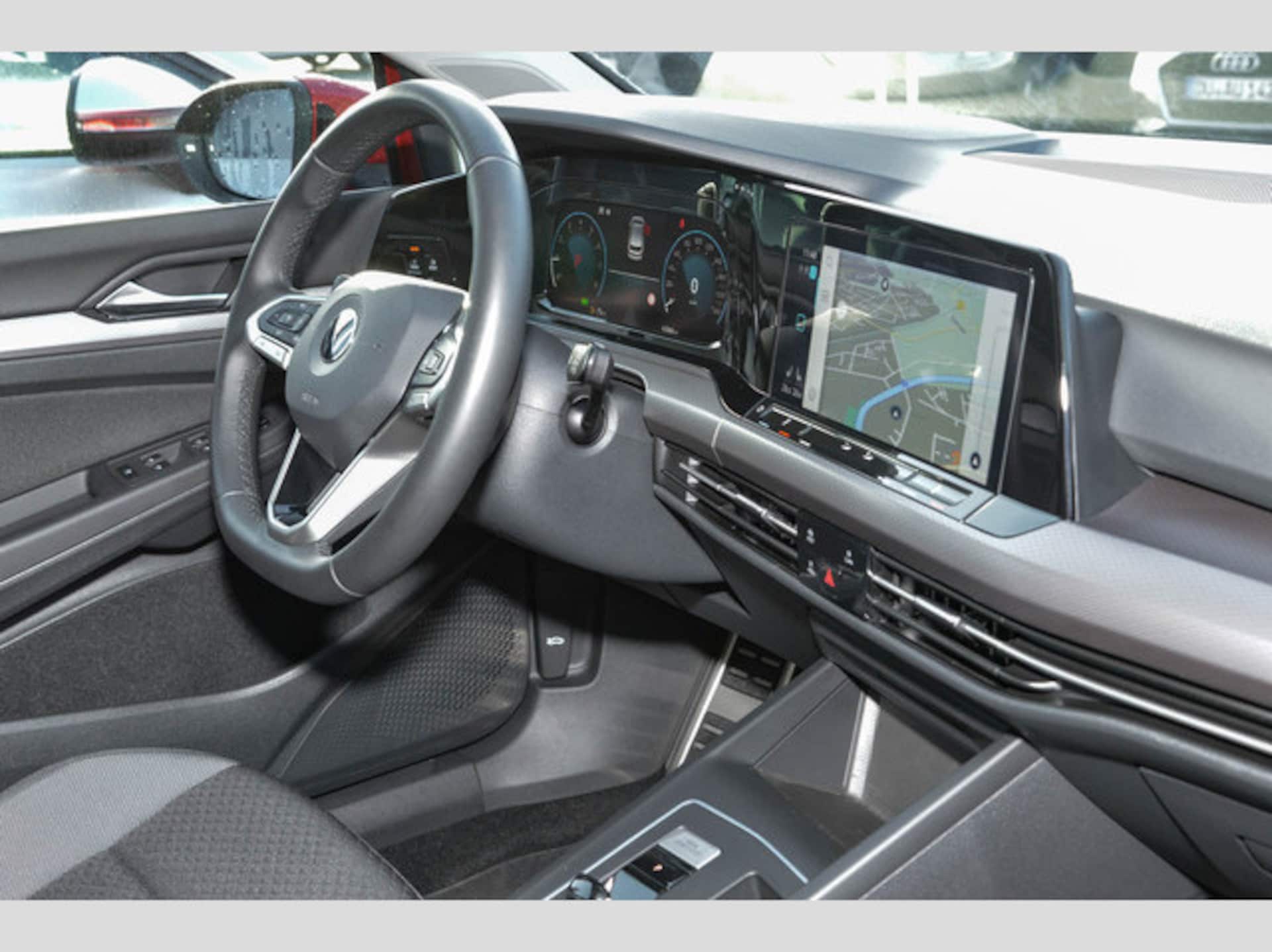 Volkswagen Golf Active