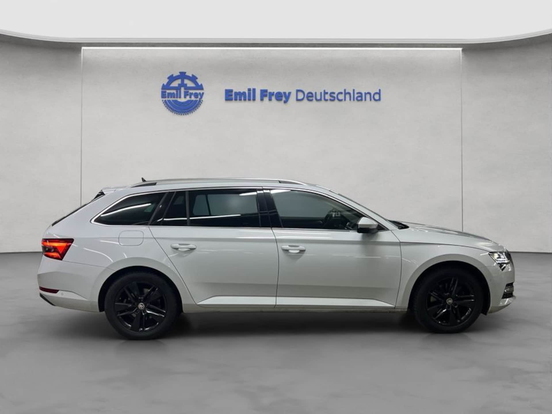 Skoda Superb Combi Style