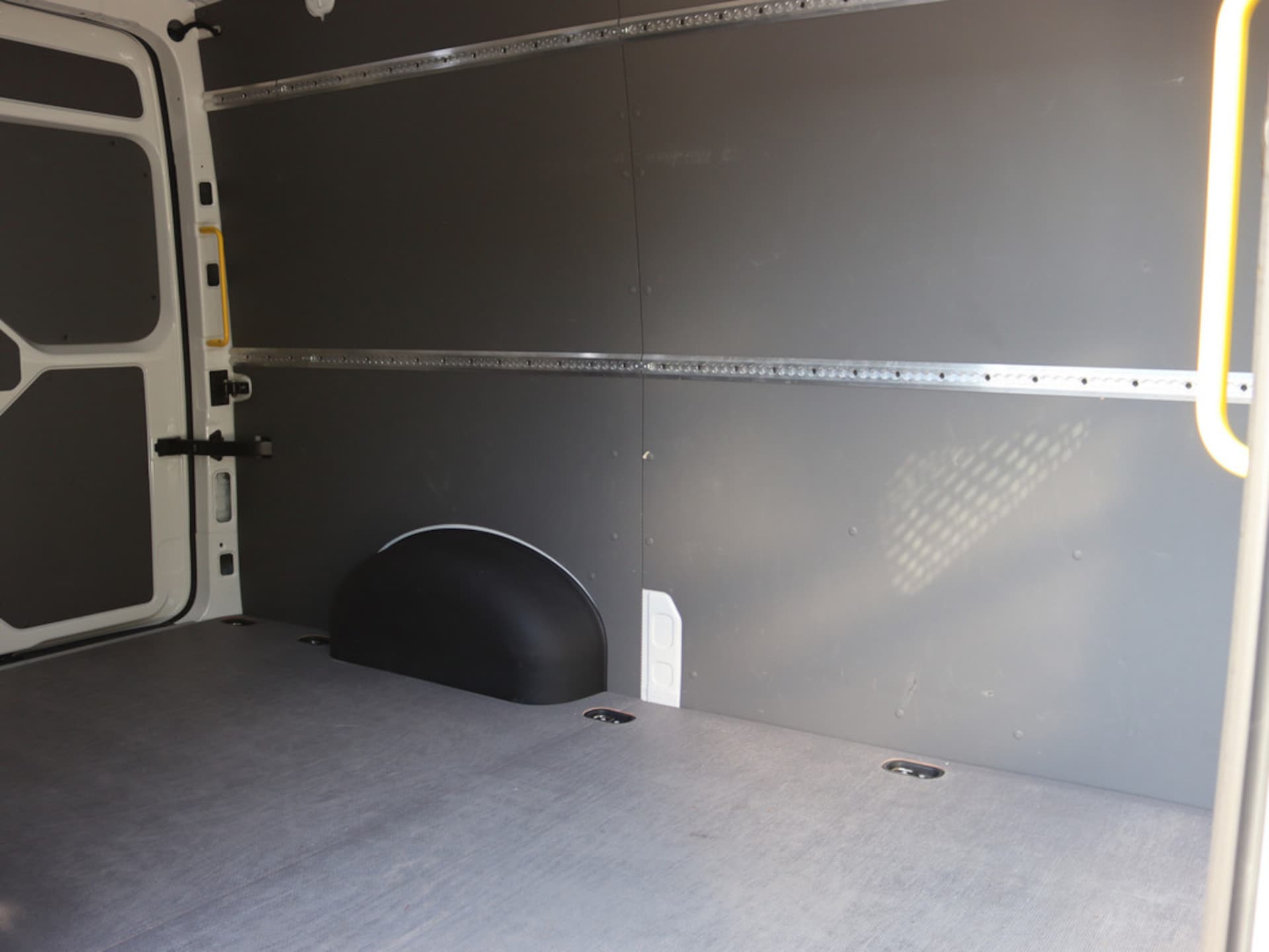Volkswagen Crafter Kasten mittlerer Radstand