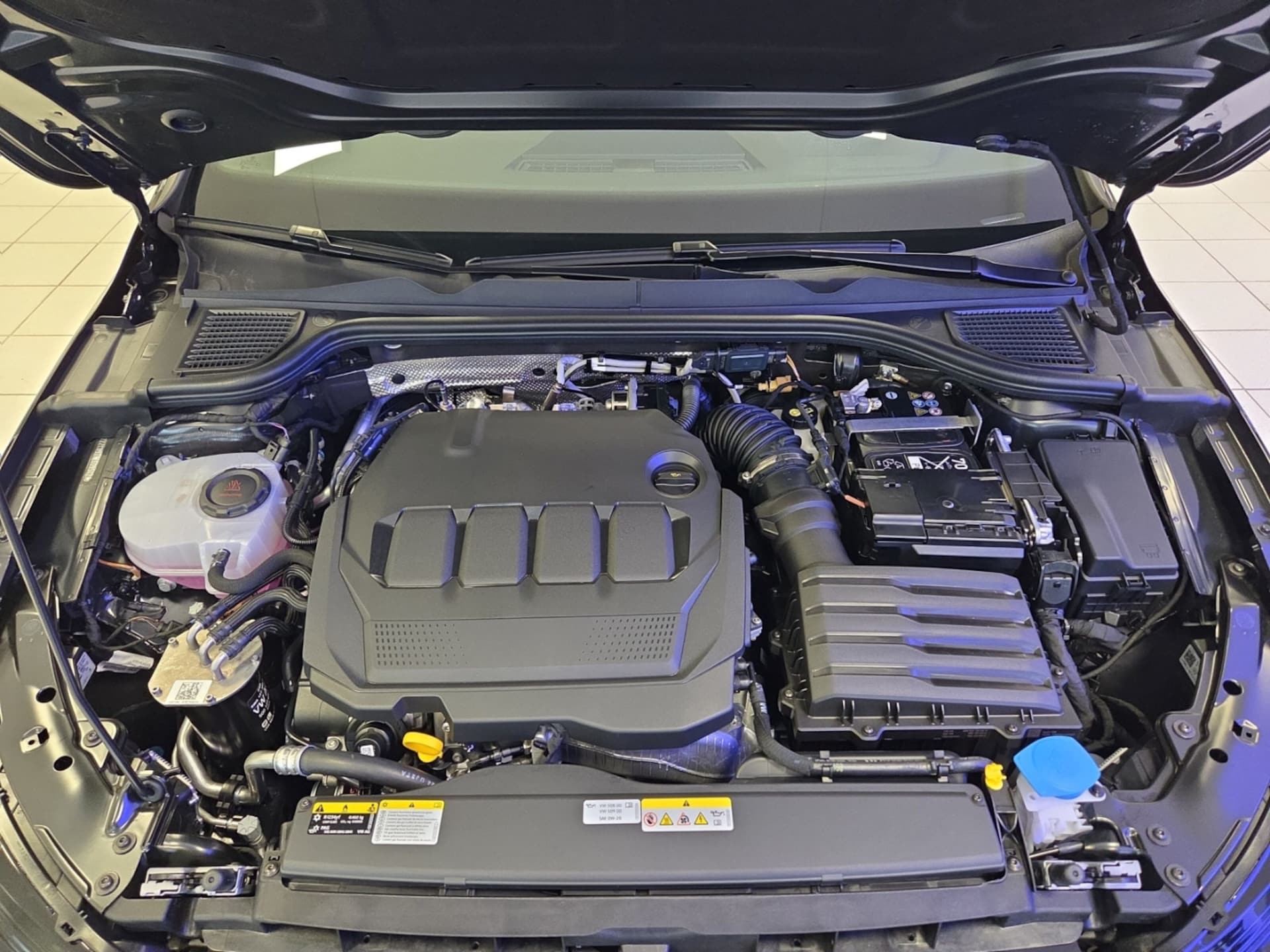Volkswagen Golf Variant R-Line