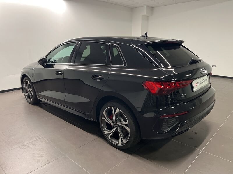 Image about Audi A3 Sportback TFSI e S line edition 45 TFSI e 180 kW (245 CV) S tronic