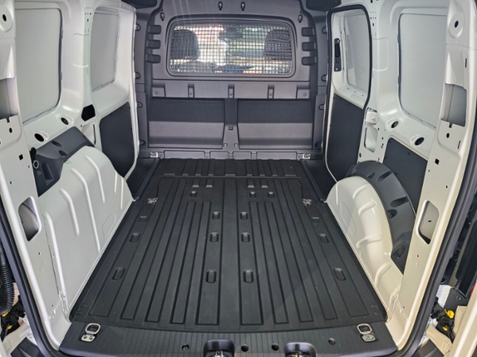 Volkswagen Caddy Cargo – Bild 6