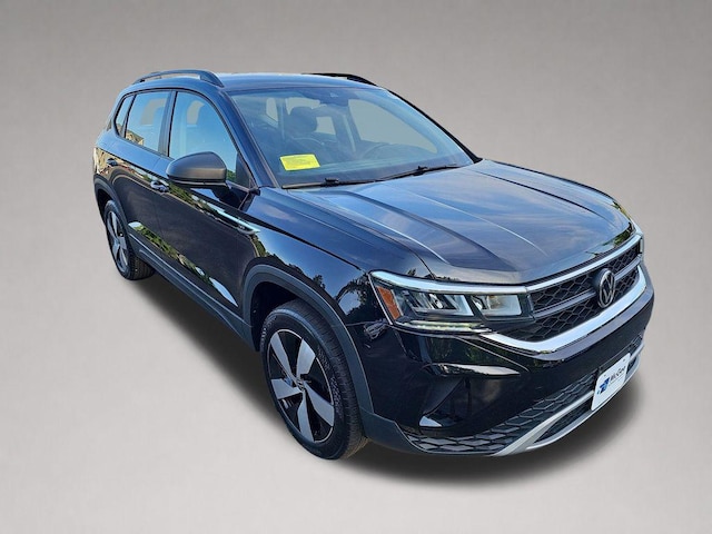 Photo of 2024 Volkswagen Taos
