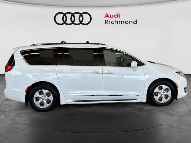 2018 Chrysler Pacifica Hybrid