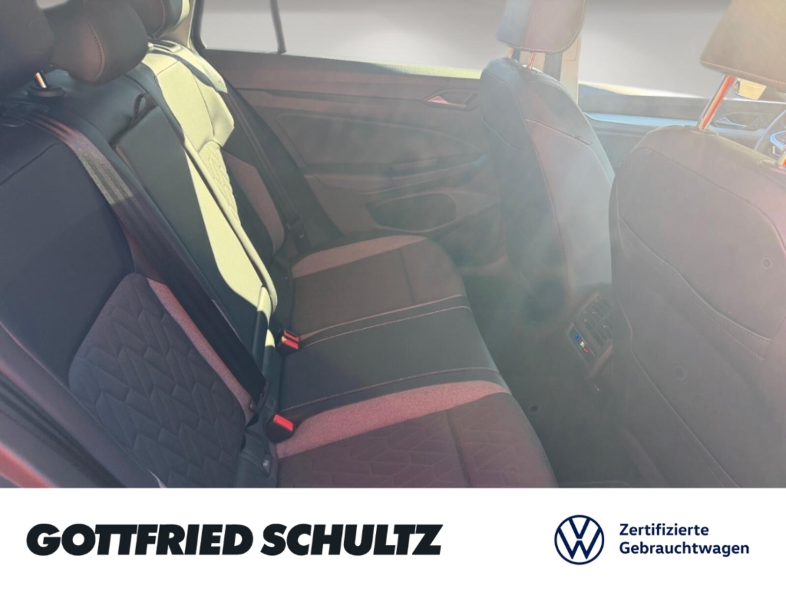 Volkswagen Golf Variant – Bild 8