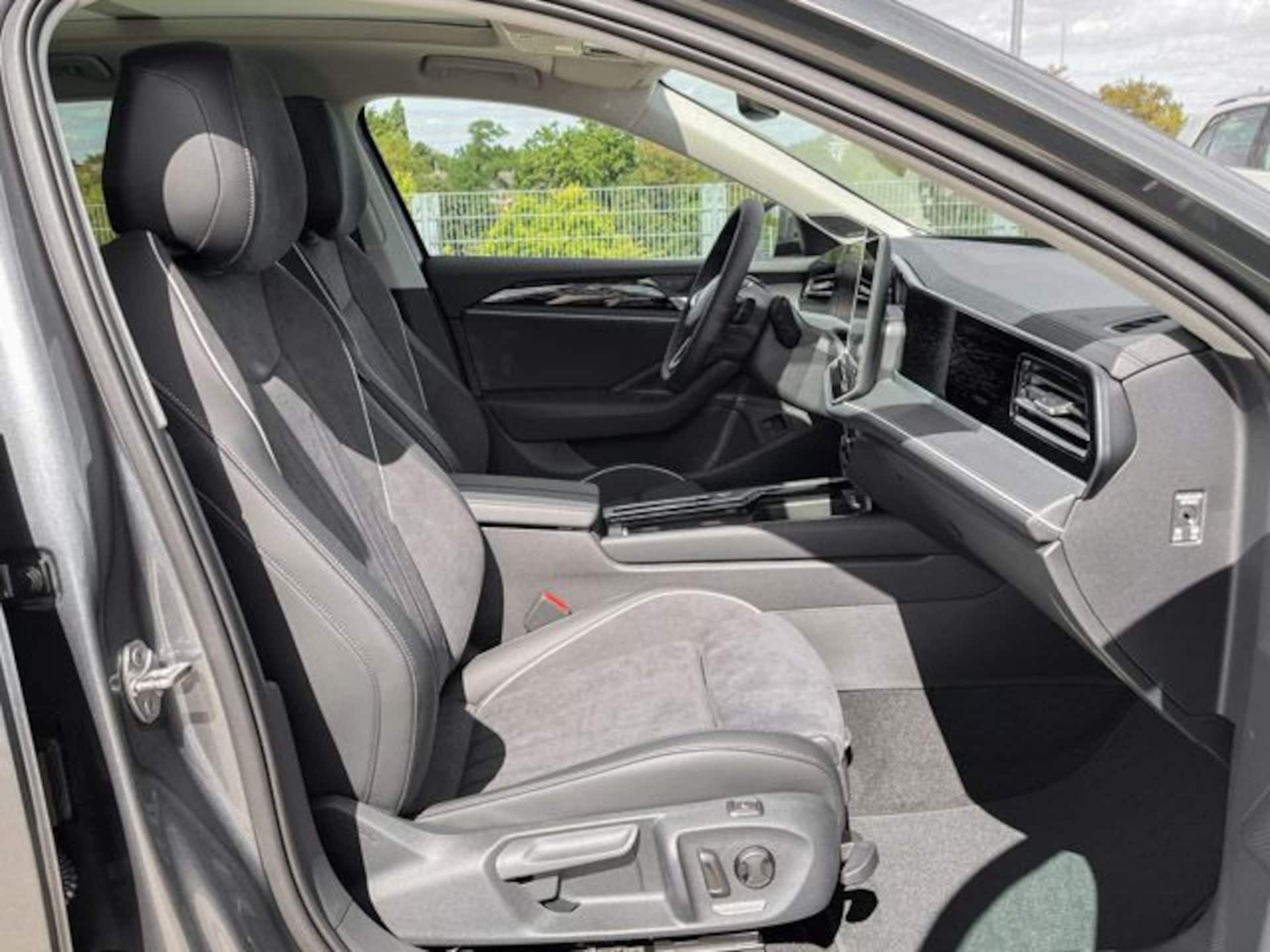 Volkswagen Passat Elegance
