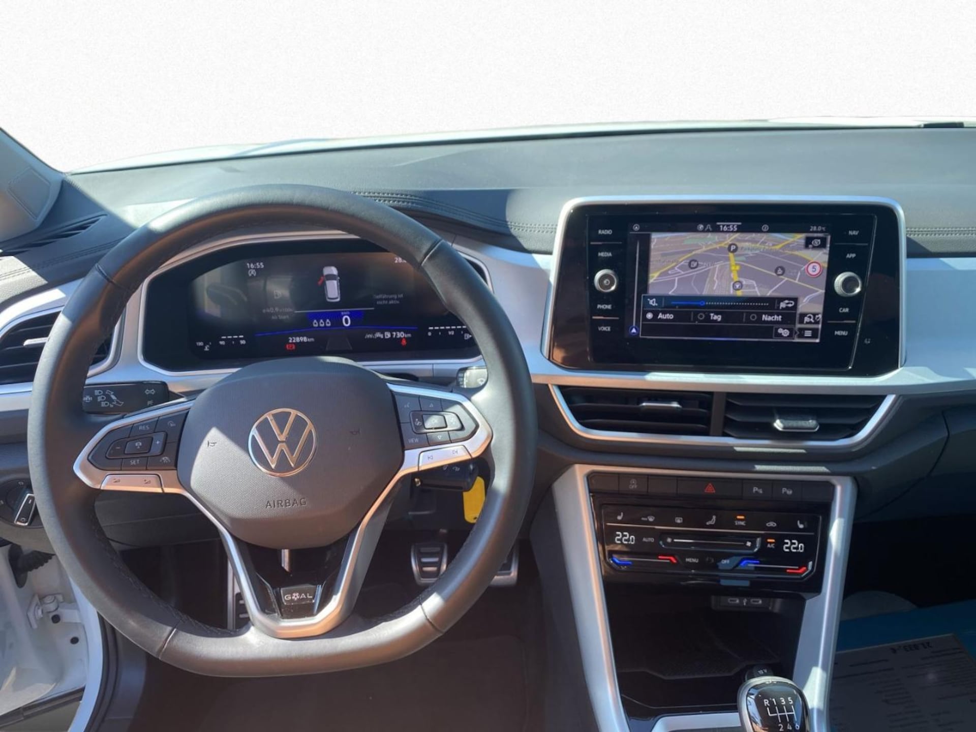 Volkswagen T-Roc Life
