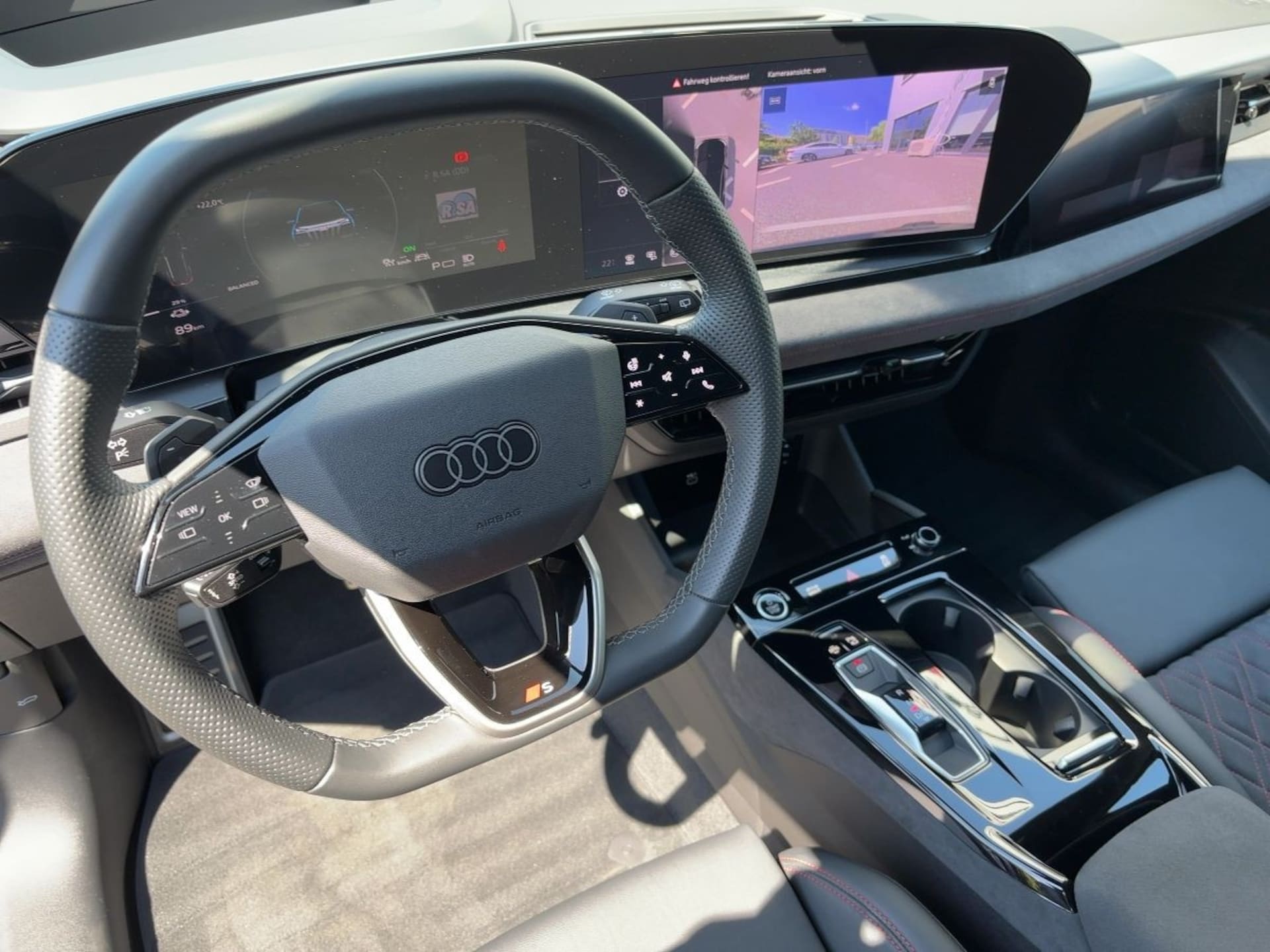 Audi Q6 SUV e-tron