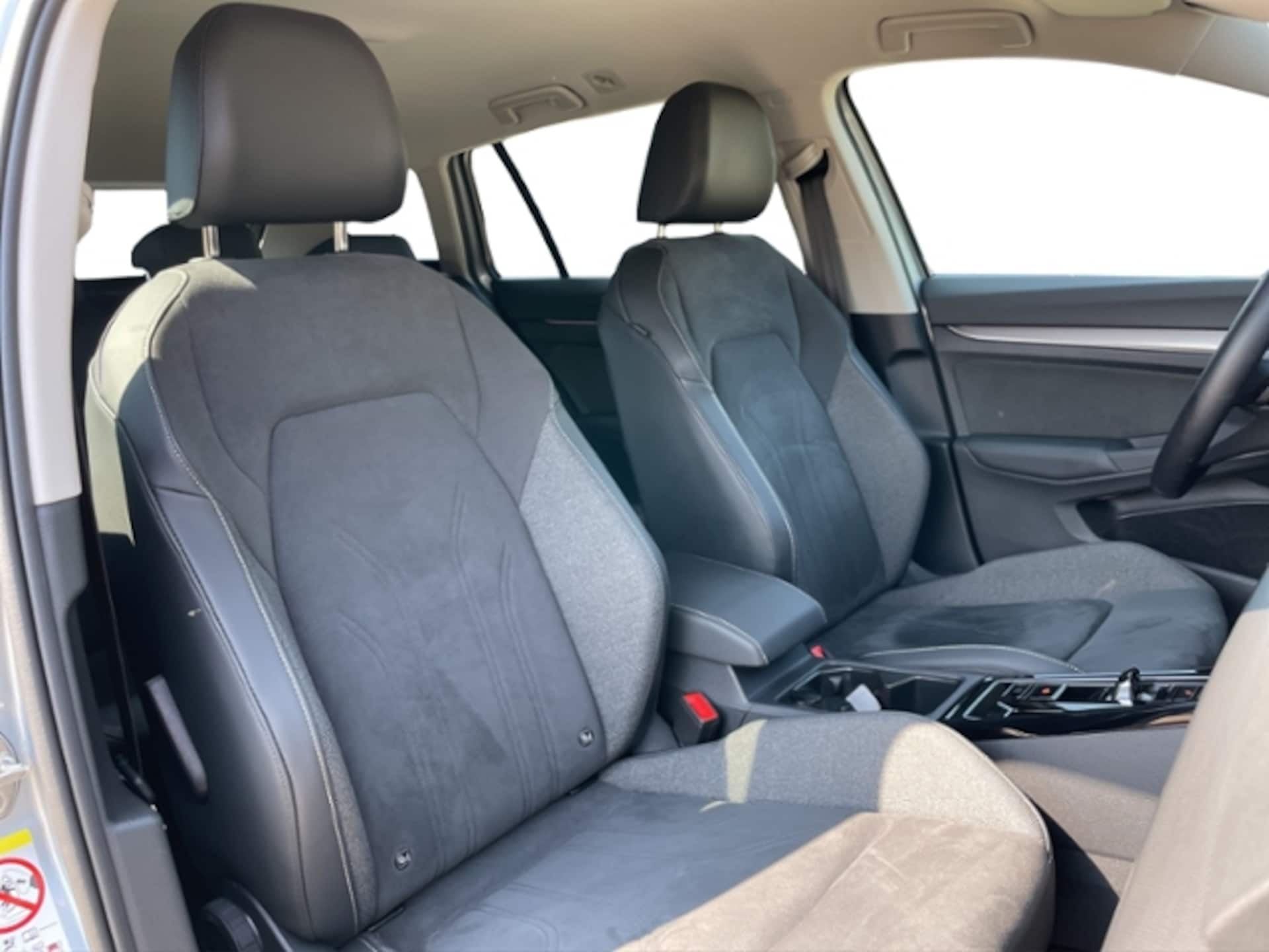 Volkswagen Golf Variant Style