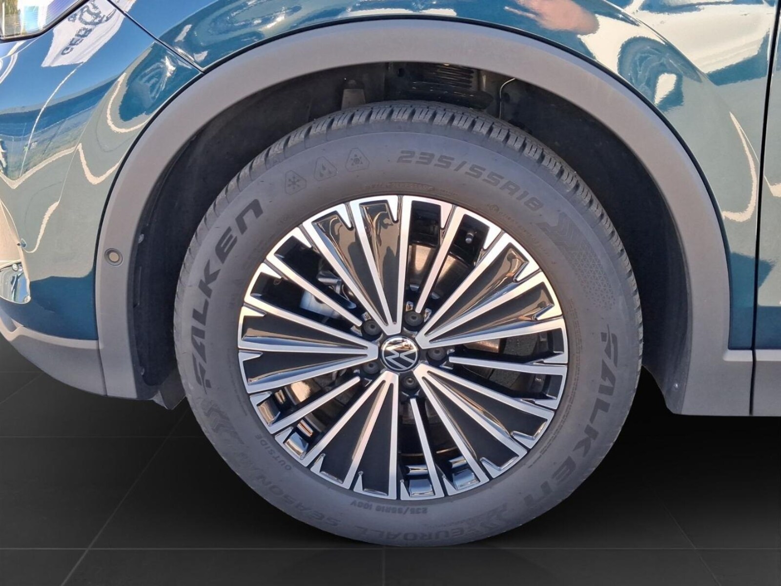 Volkswagen Tiguan – Bild 6