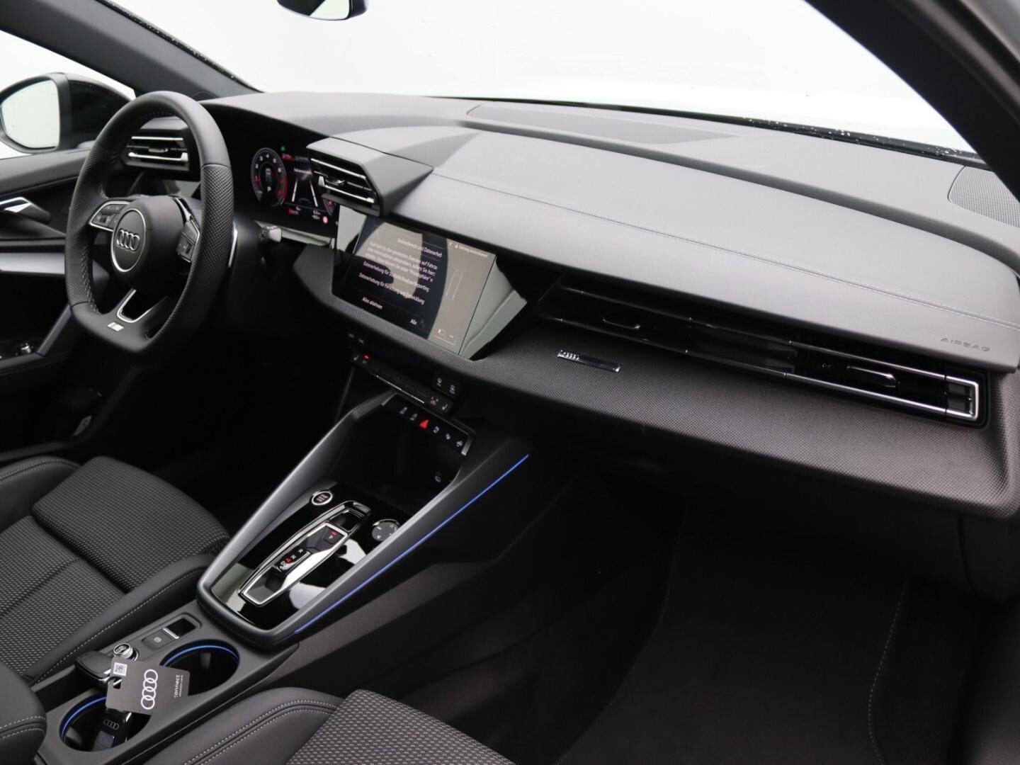 Bild über Audi A3 Sportback TFSI 110 kW S tronic - für weitere Informationen kontaktieren Sie den Audi Partner