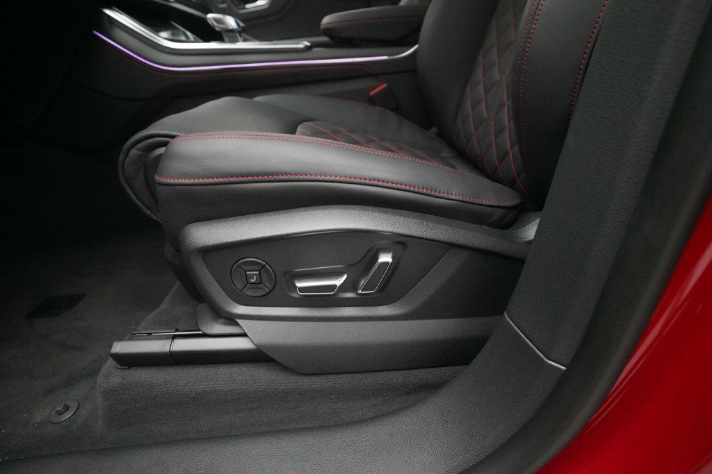 2026 Audi SQ8 Prestige - Photo 30