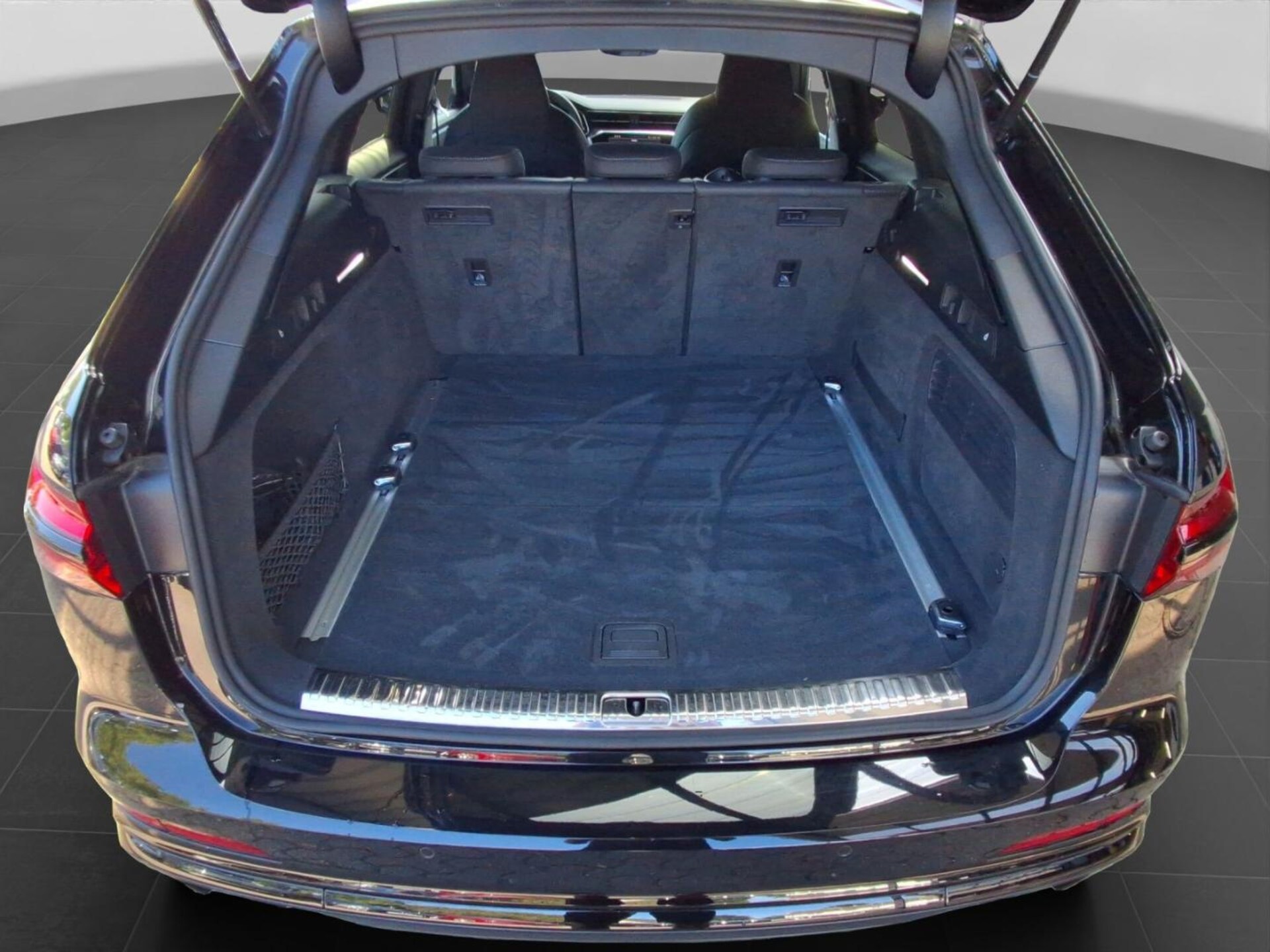 Audi S6 Avant