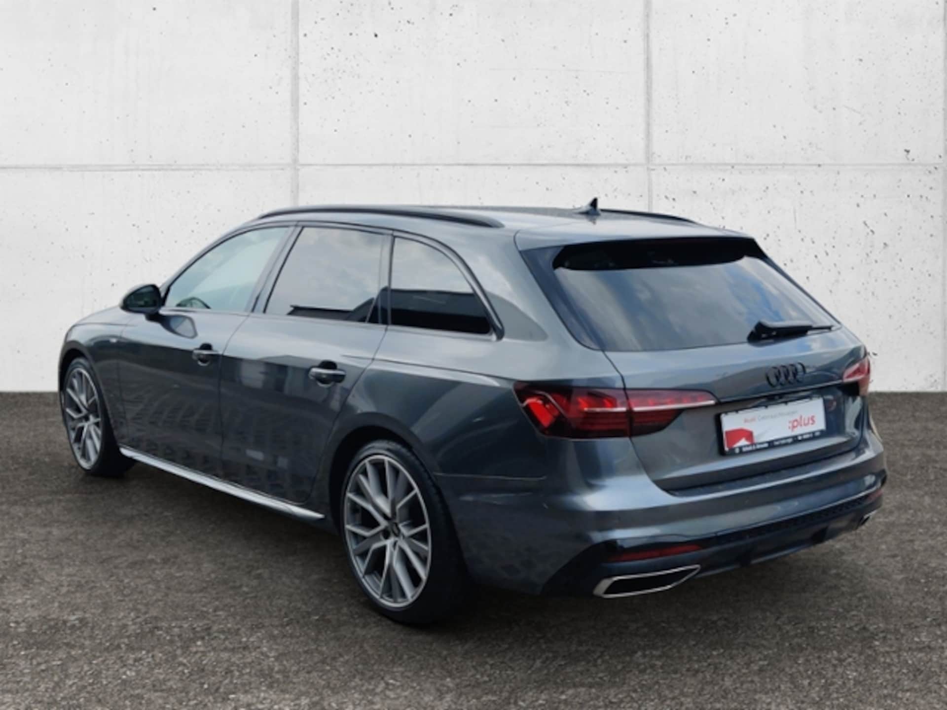 Audi A4 Avant S line