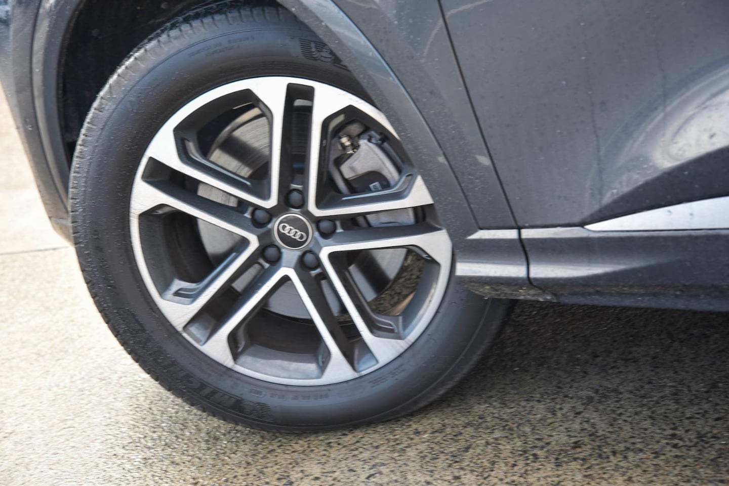 Image about Audi Q5 Sportback TDI quattro 150 kW
