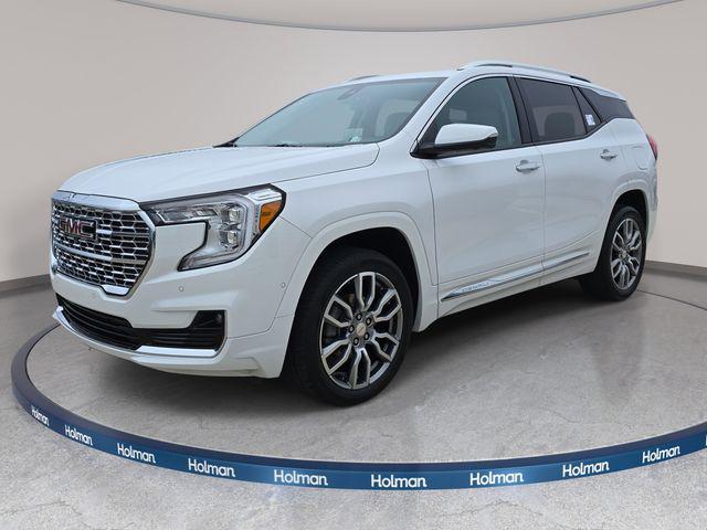 2024 GMC Terrain Denali AWD's photo