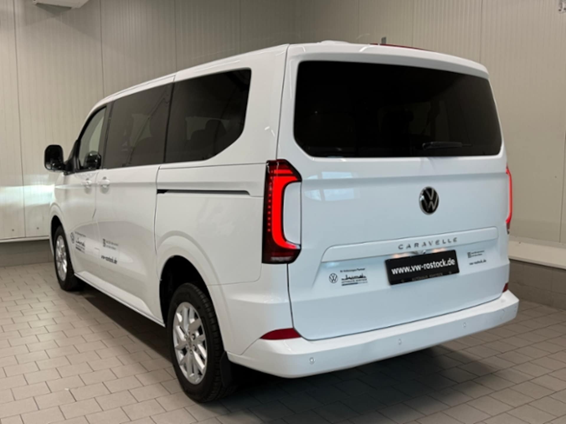 Volkswagen Caravelle Style
