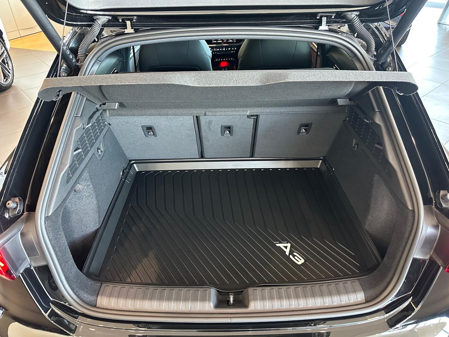 Image about Audi RS 3 Sportback TFSI quattro S tronic