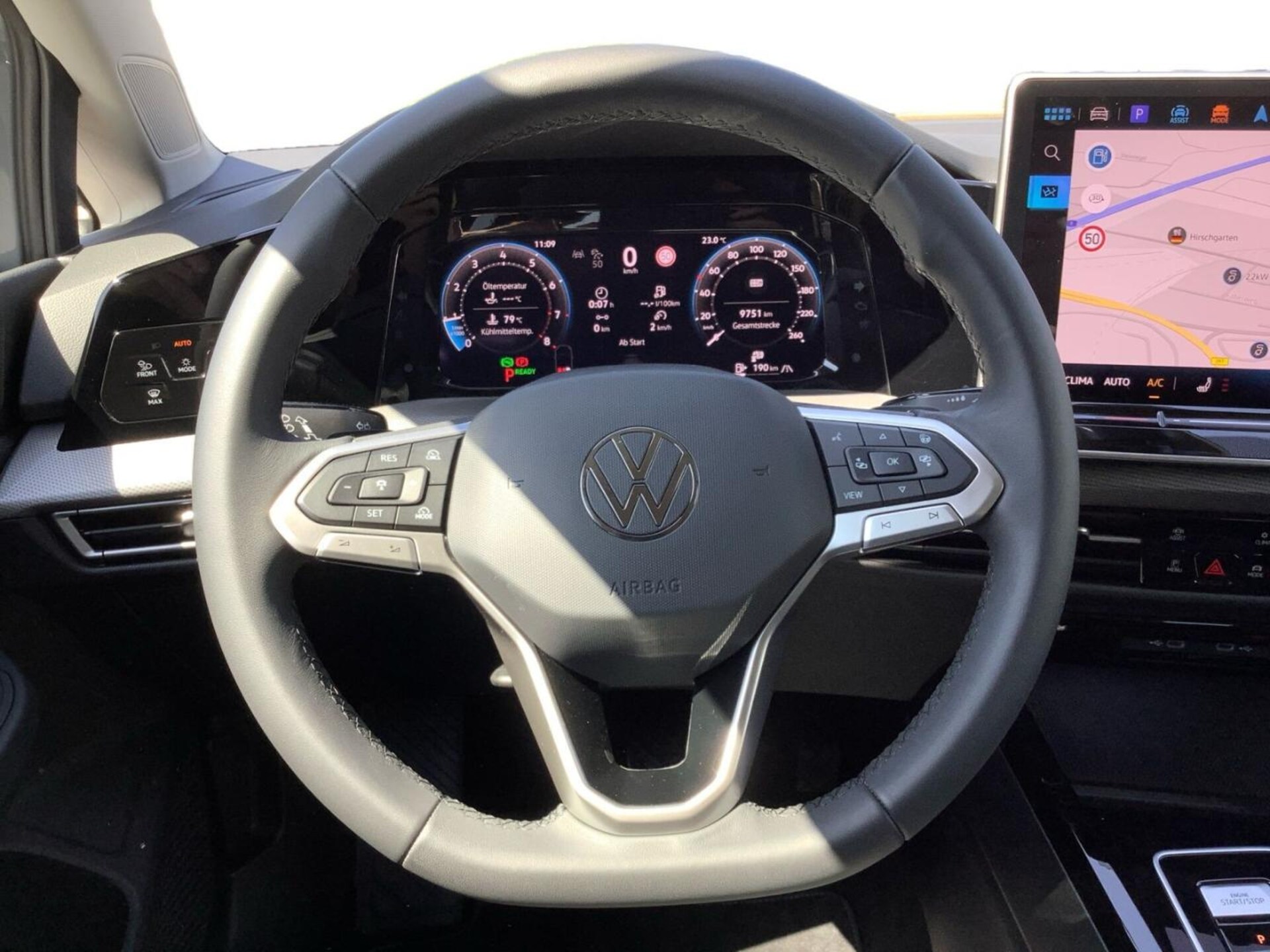 Volkswagen Golf Style