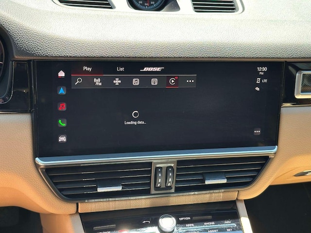 2022 Porsche Cayenne Hybrid