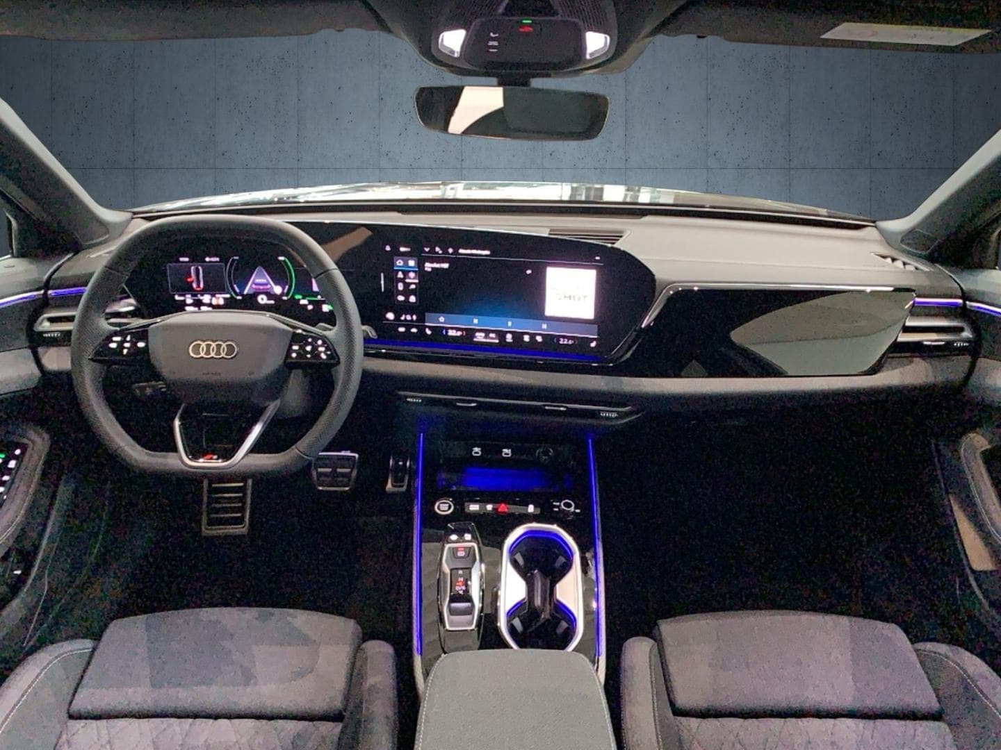 Bild über Audi A6 Avant e-hybrid edition one e-hybrid quattro 220 kW S tronic - für weitere Informationen kontaktieren Sie den Audi Partner