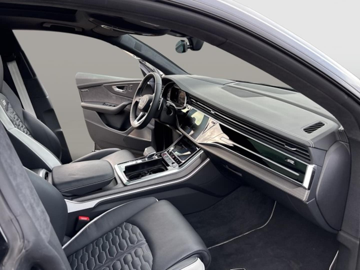 Bild über Audi RS Q8 SUV TFSI quattro tiptronic - für weitere Informationen kontaktieren Sie den Audi Partner