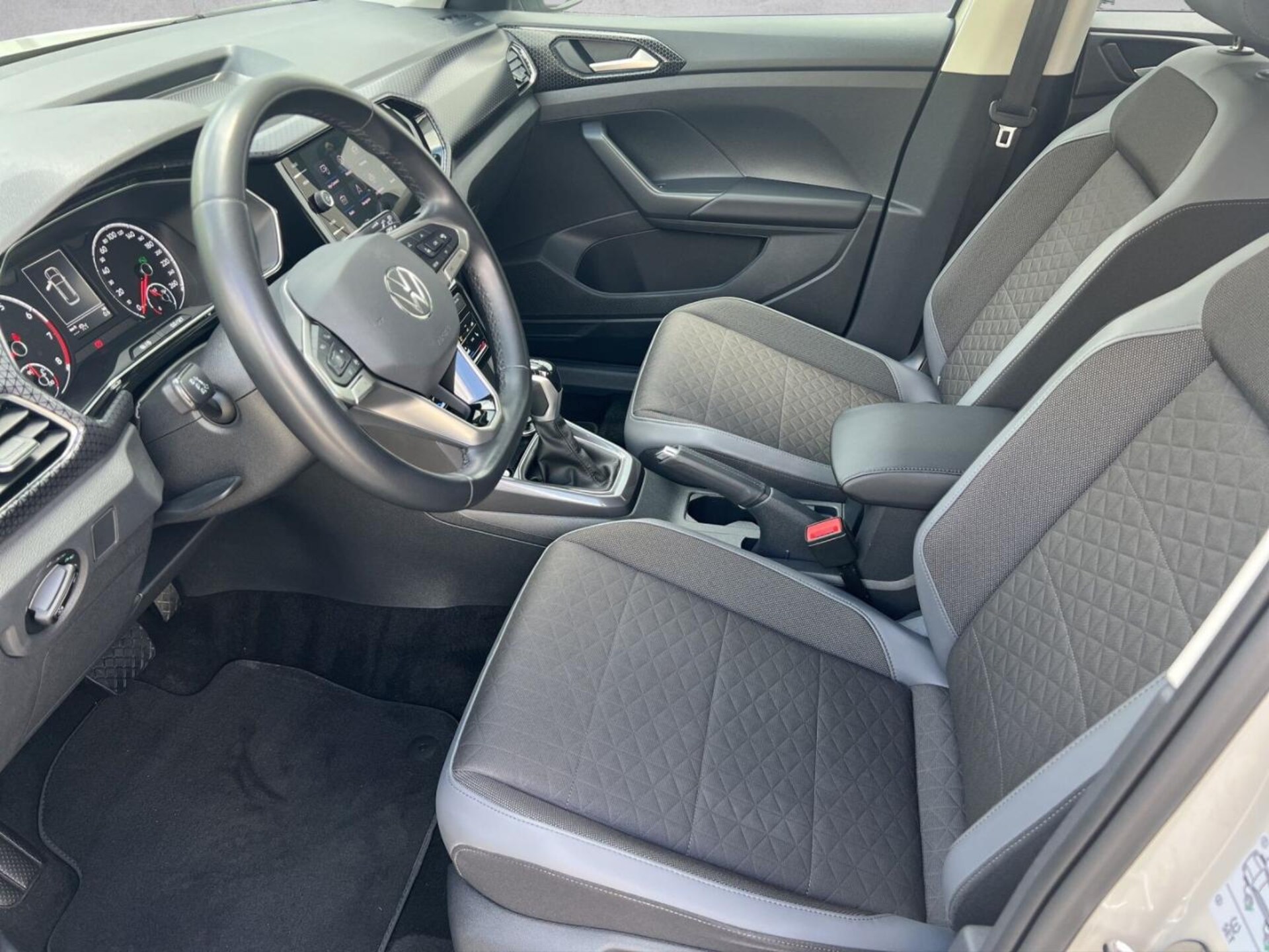 Volkswagen T-Cross Style