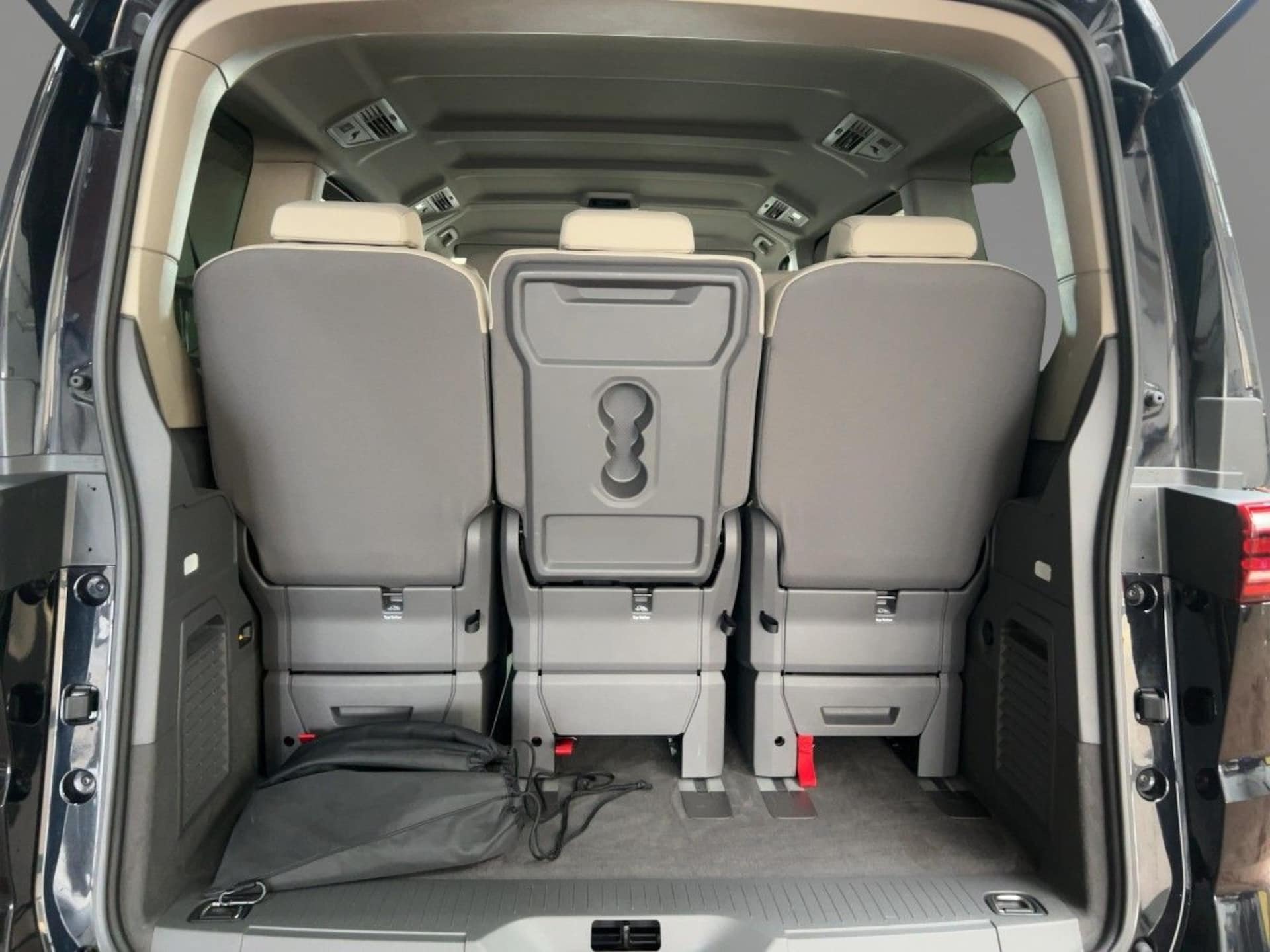 Volkswagen Multivan Basis-Modell