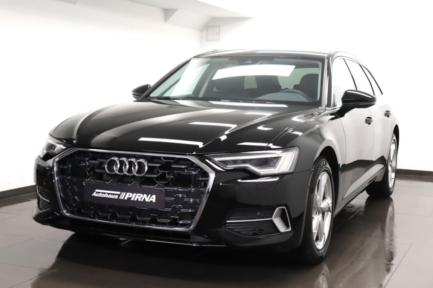 Bild über Audi A6 Avant advanced 45 TDI quattro S tronic - für weitere Informationen kontaktieren Sie den Audi Partner