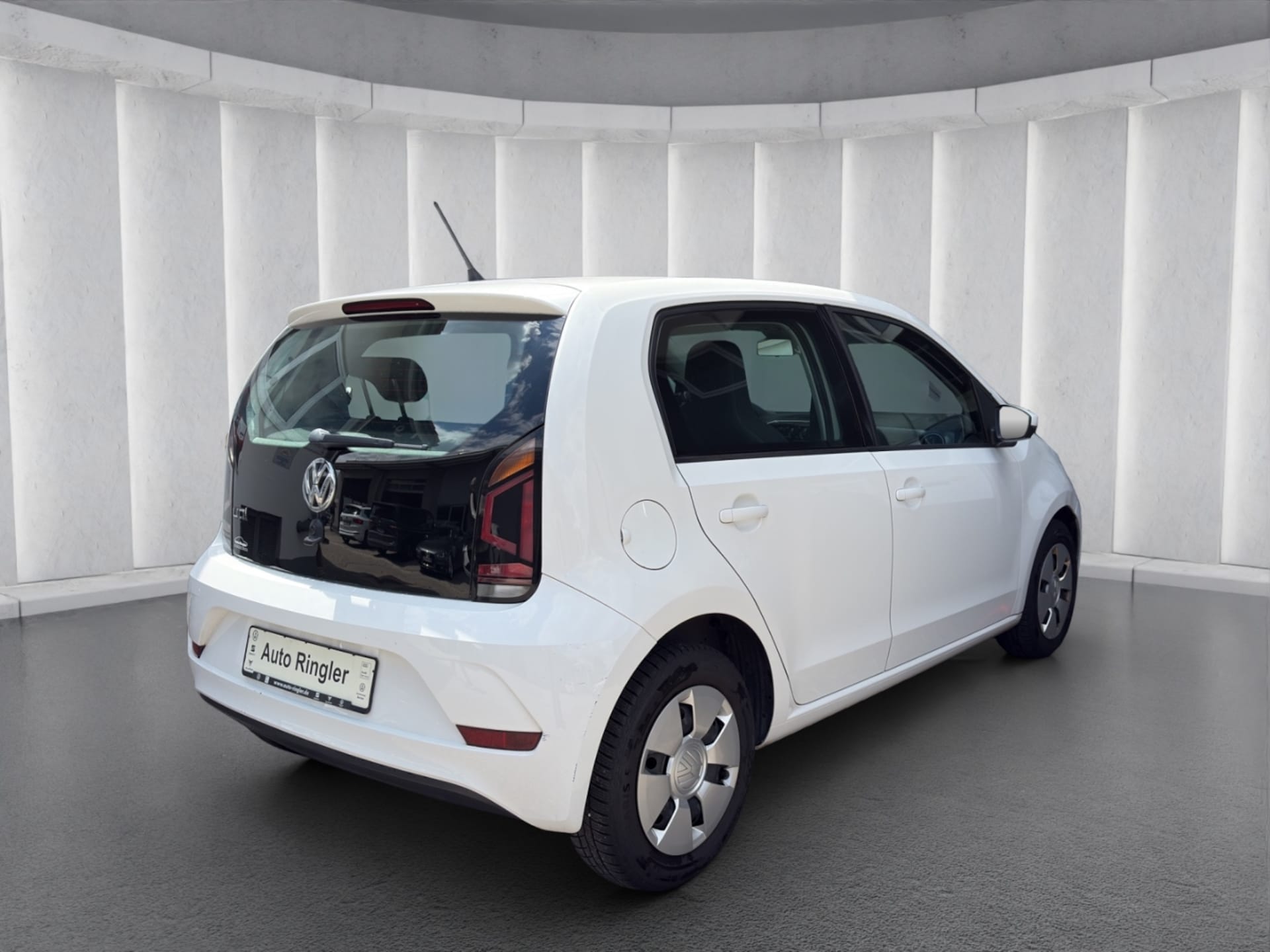 Volkswagen up! move up!