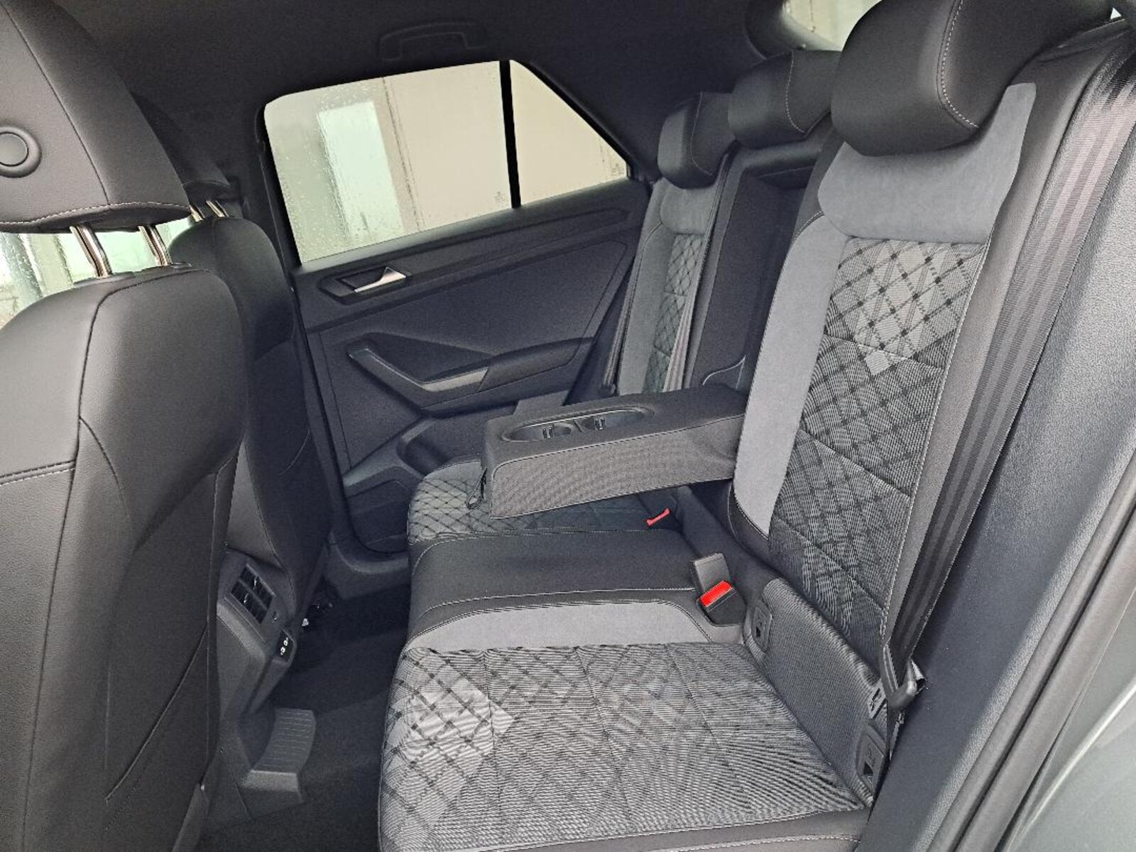 Volkswagen T-Roc – Bild 10
