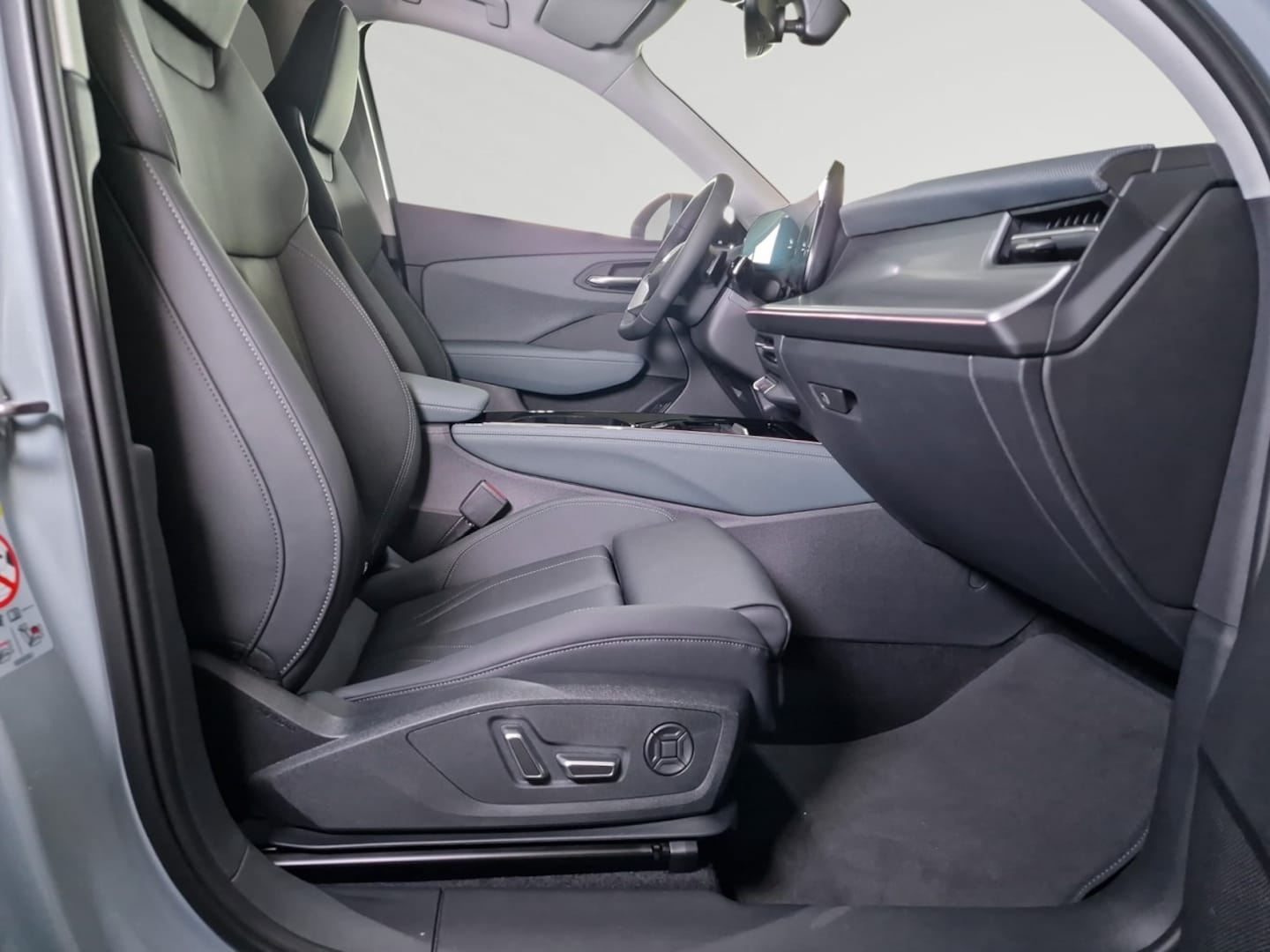 Bild über Audi Q3 SUV TDI 110 kW S tronic - für weitere Informationen kontaktieren Sie den Audi Partner