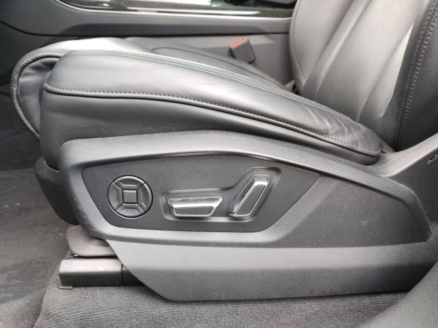 Image about Audi Q8 TFSI e 55 TFSI e quattro tiptronic